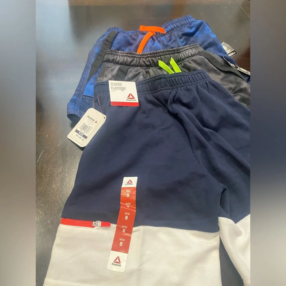 3-Piece Bundle Boy Shorts Size M(8)
Brand New with Tag
2 Russell size M(8) - Picture 9 of 10